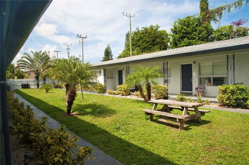 apt-3-2206 Fillmore St, Hollywood, FL, 33020-4450 | Card Image