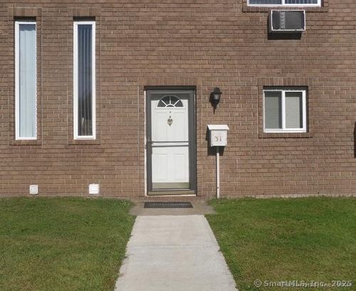 31-31 Beaman Brk, Bloomfield, CT, 06002-4002 | Card Image
