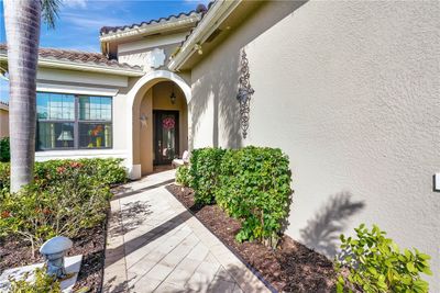 11527 Meadowrun Circle N, House other with 3 bedrooms, 2 bathrooms and null parking in Fort Myers FL | Image 1