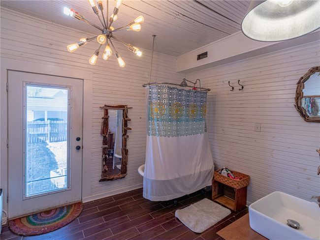 501 Nw C St, House other with 5 bedrooms, 3 bathrooms and null parking in Bentonville AR | Image 17