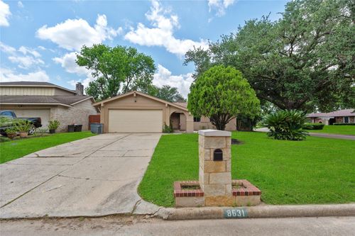 8631 Little River Rd, Houston, TX, 77064-7911 | Card Image