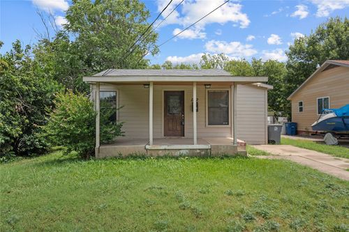 1212 Mclean Ave, Dallas, TX, 75211-6038 | Card Image