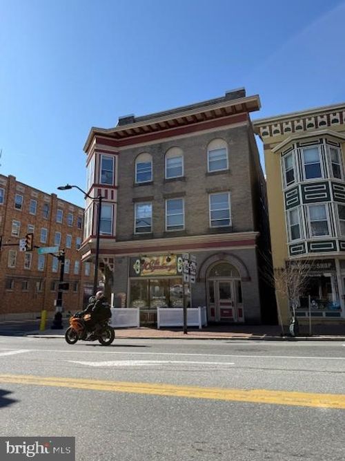 apt-33-104 W Main St, WAYNESBORO, PA, 17268-1531 | Card Image