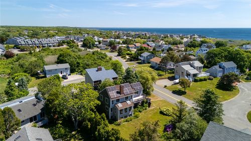 39 White Swan Drive, Narragansett, RI, 02882 | Card Image