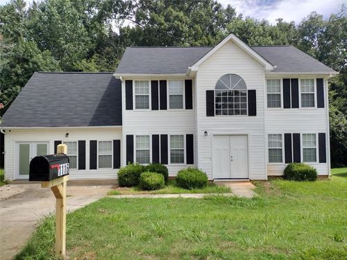 1116 Misty Meadows Ln, Hampton, GA, 30228-6301 | Card Image