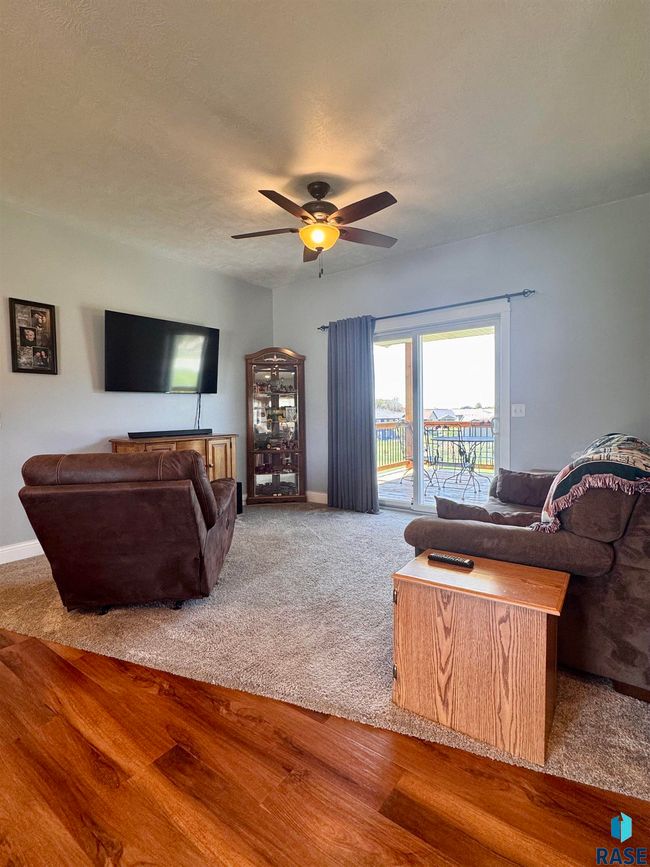 1403 Bitterroot Rd, House other with 5 bedrooms, 4 bathrooms and null parking in Dell Rapids SD | Image 15
