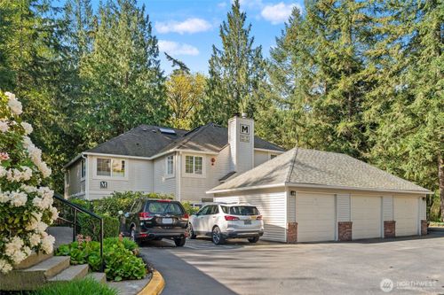 m150-10909 Avondale Street Ne, Redmond, WA, 98052 | Card Image