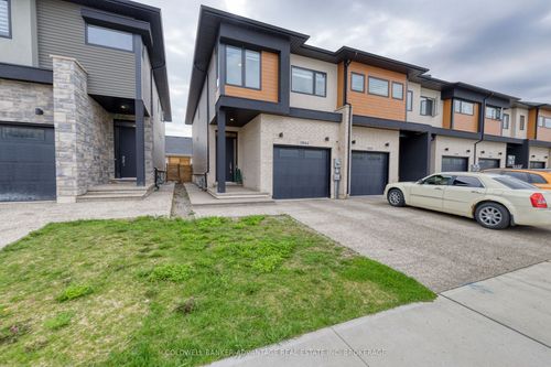 1044 Hansler Road, Welland, ON, L3C7M5 | Card Image