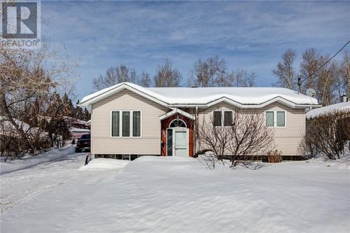 293 Donald St, Sudbury, ON, P3B3T7 | Card Image