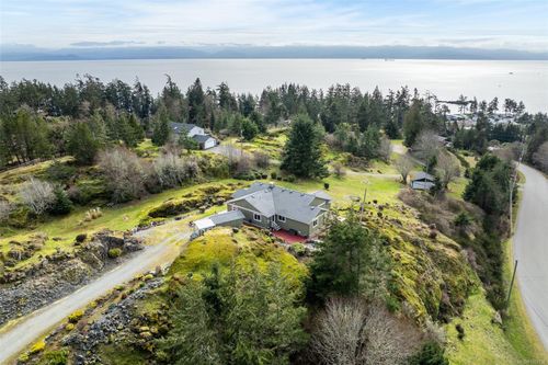 2243 Carpenter Rd, Sooke, BC, V9Z0R1 | Card Image