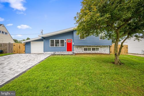 105 Thomas Rd, GLEN BURNIE, MD, 21060-7230 | Card Image