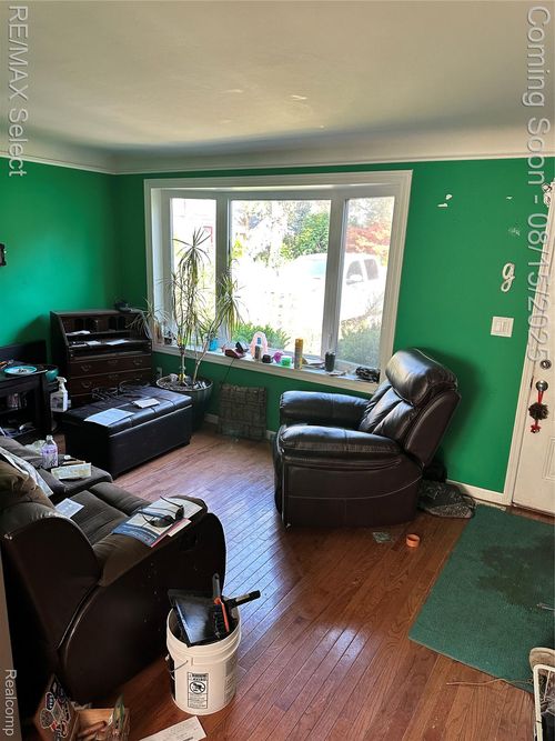 19059 Wood St, Melvindale, MI, 48122-1615 | Card Image