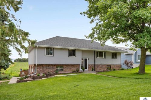 13201 Slayton St, Omaha, NE, 68138-4386 | Card Image