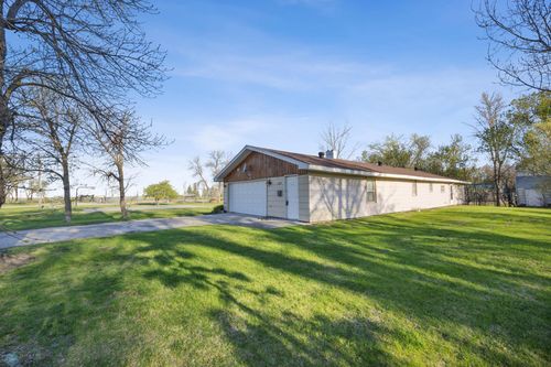 203 4th St, Argusville, ND, 58005-4023 | Card Image