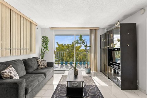 apt-5c-6900 Bay Dr, Miami Beach, FL, 33141-5413 | Card Image