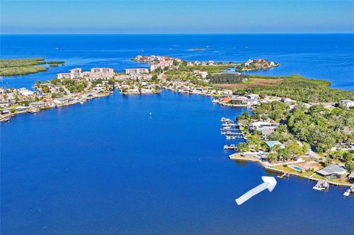 5224 Miller Bayou Dr, PORT RICHEY, FL, 34668-6226 | Card Image