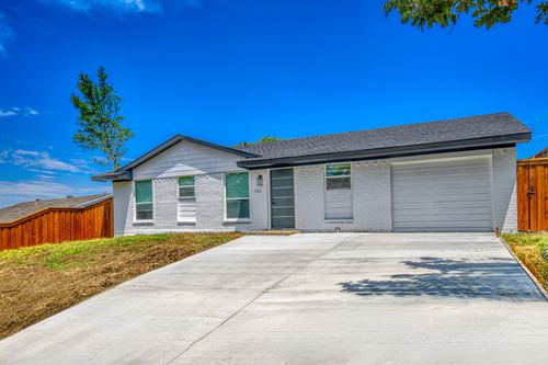751 Botany Bay Dr, Dallas, TX, 75211-6912 | Card Image