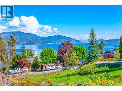 375 Okaview Rd, Kelowna, BC, V1W4K3 | Card Image