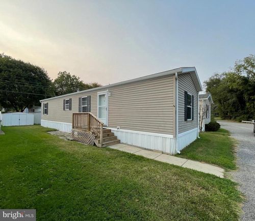 trlr-27-1 Victory Ave, PENNSVILLE, NJ, 08070-1133 | Card Image