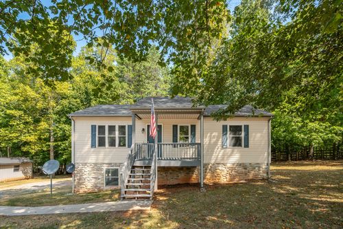 2120 Eagle Point Rd, Huddleston, VA, 24104-4073 | Card Image