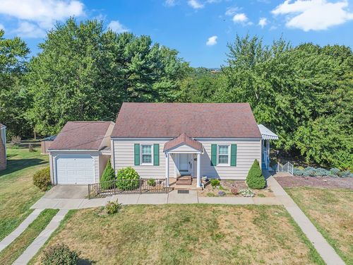 722 Ivy Ln, Aliquippa, PA, 15001-1314 | Card Image
