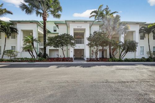 1215-5300 Nw 87th Ave, Doral, FL, 33178-2102 | Card Image