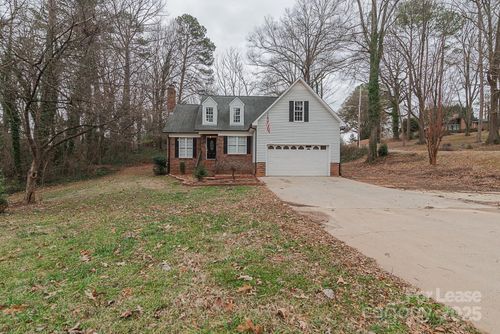 850 Athenian Dr, Gastonia, NC, 28052-5312 | Card Image