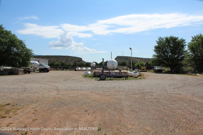 303 Smokey Bear Blvd, Home with 0 bedrooms, 1 bathrooms and null parking in Capitan NM | Image 8