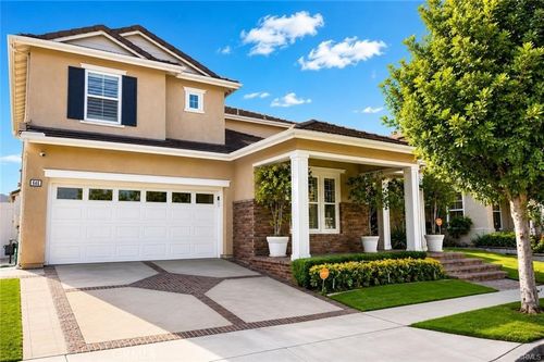 646 Oak Tree St, Fullerton, CA, 92835-4408 | Card Image