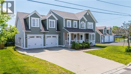 10 Emma Crt, Fredericton, NB, E3G0W2 | Card Image