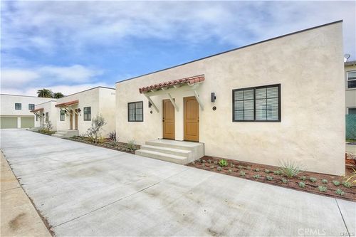 c-375 Termino Ave, Long Beach, CA, 90814-2835 | Card Image