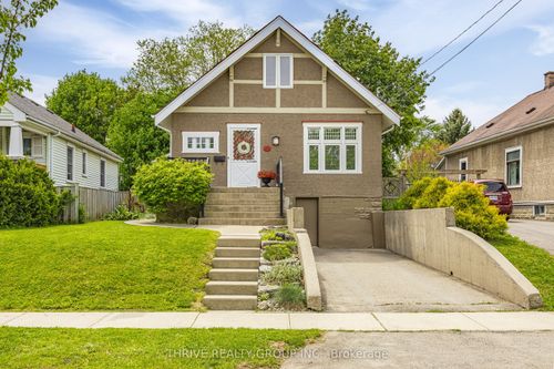 111 Alexandra Street, London South, ON, N6C2B3 | Card Image