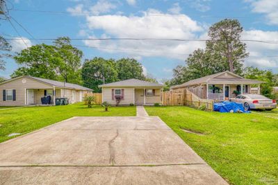 820 Colbert Ave, House other with 4 bedrooms, 2 bathrooms and null parking in Pensacola FL | Image 3