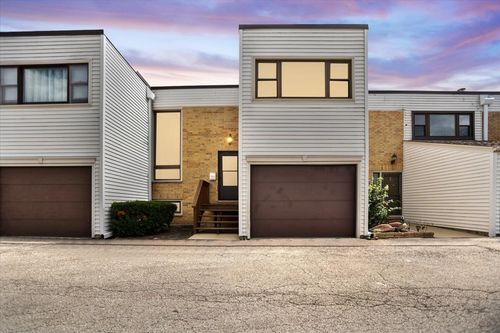 363 Oaktree Ct, Hoffman Estates, IL, 60169-1650 | Card Image