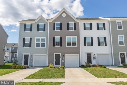 158 Cooperage Rd, INWOOD, WV, 25428-4019 | Card Image