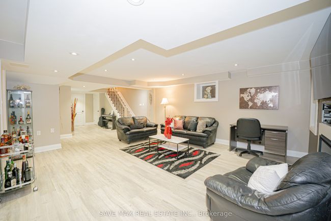 16 Casserley Cres, House other with 5 bedrooms, 5 bathrooms and 4 parking in Tottenham ON | Image 34