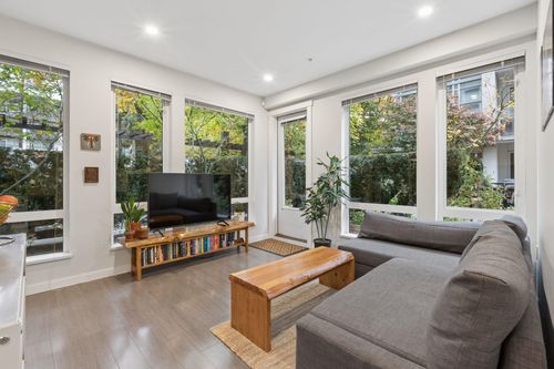 113-277 W 1st St, North Vancouver, BC, V7M0E8 | Card Image