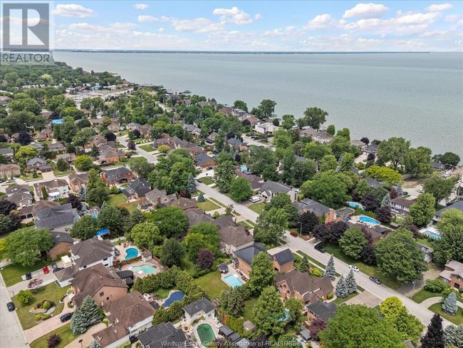 315 Majestic Dr, House other with 4 bedrooms, 4 bathrooms and null parking in Tecumseh ON | Image 47