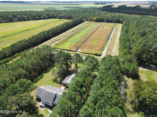 34064 Us Highway 264, Engelhard, NC, 27824-8910 | Card Image