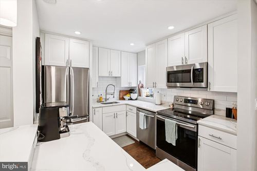apt-a2-4902 29th Rd S, ARLINGTON, VA, 22206-1457 | Card Image