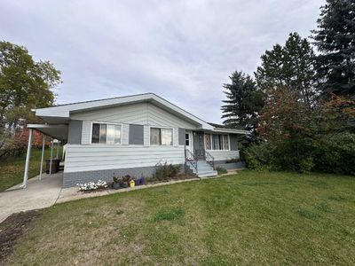 10318 103 Ave, House detached with 4 bedrooms, 1 bathrooms and 1 parking in Lac La Biche AB | Image 1