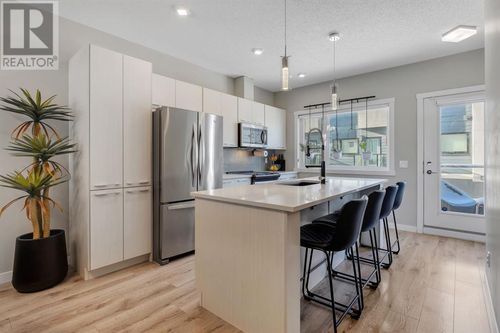 804-218 Sherwood Sq Nw, Calgary, AB, T3R0Y2 | Card Image