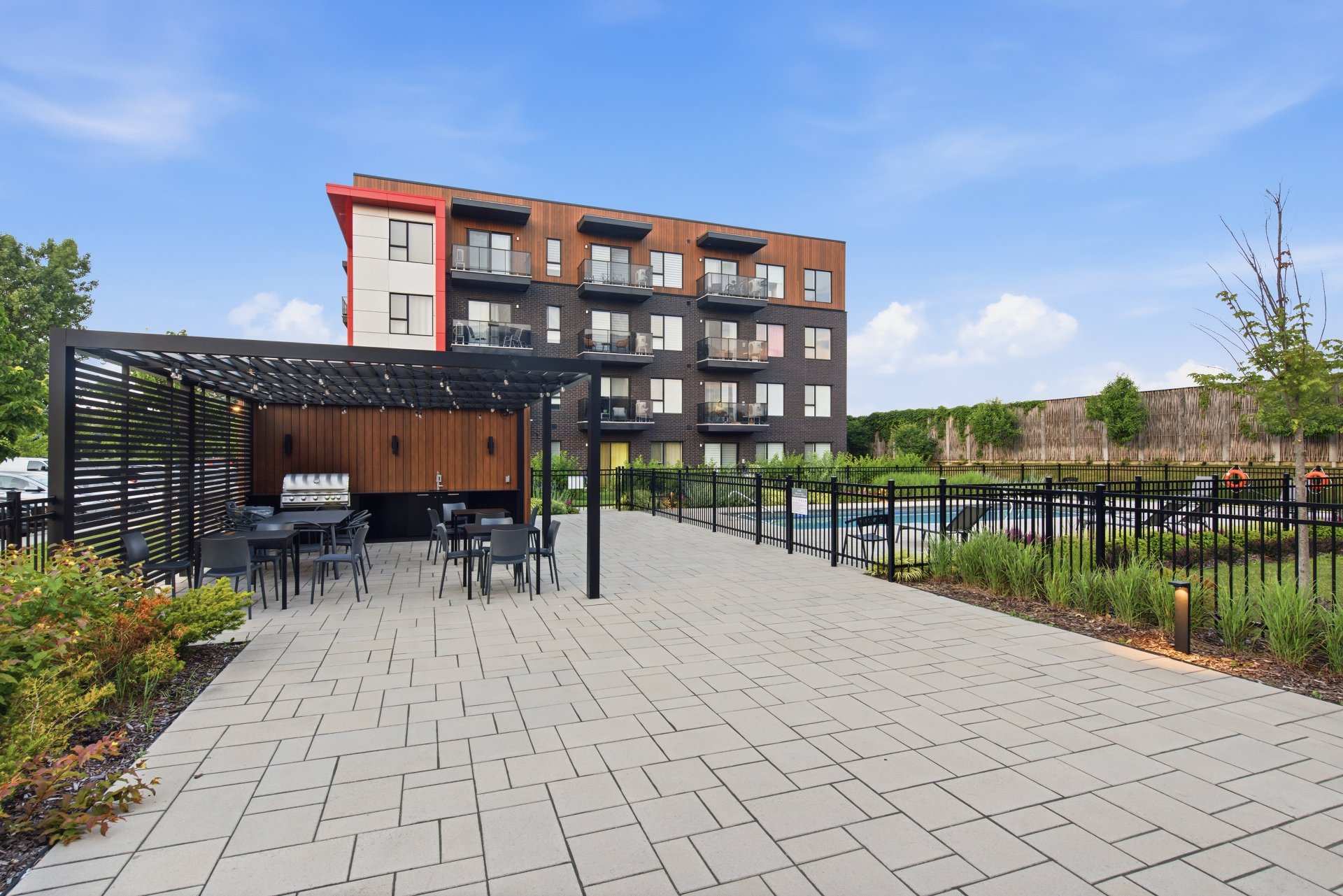 Residential Lease in Laval (Duvernay) 5