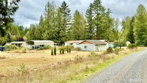 35813 2nd Ave E, Roy, WA, 98580-9012 | Card Image