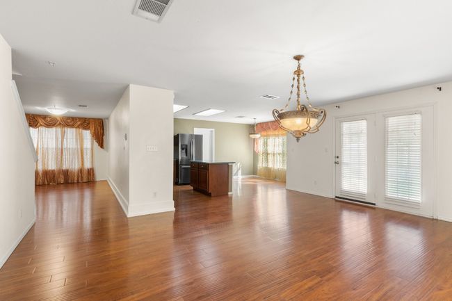 300 Emerald Fields Ln, House other with 4 bedrooms, 3 bathrooms and 4 parking in Kyle TX | Image 8