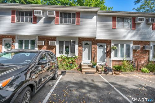 10-63 Webb St, Meriden, CT, 06451-5104 | Card Image