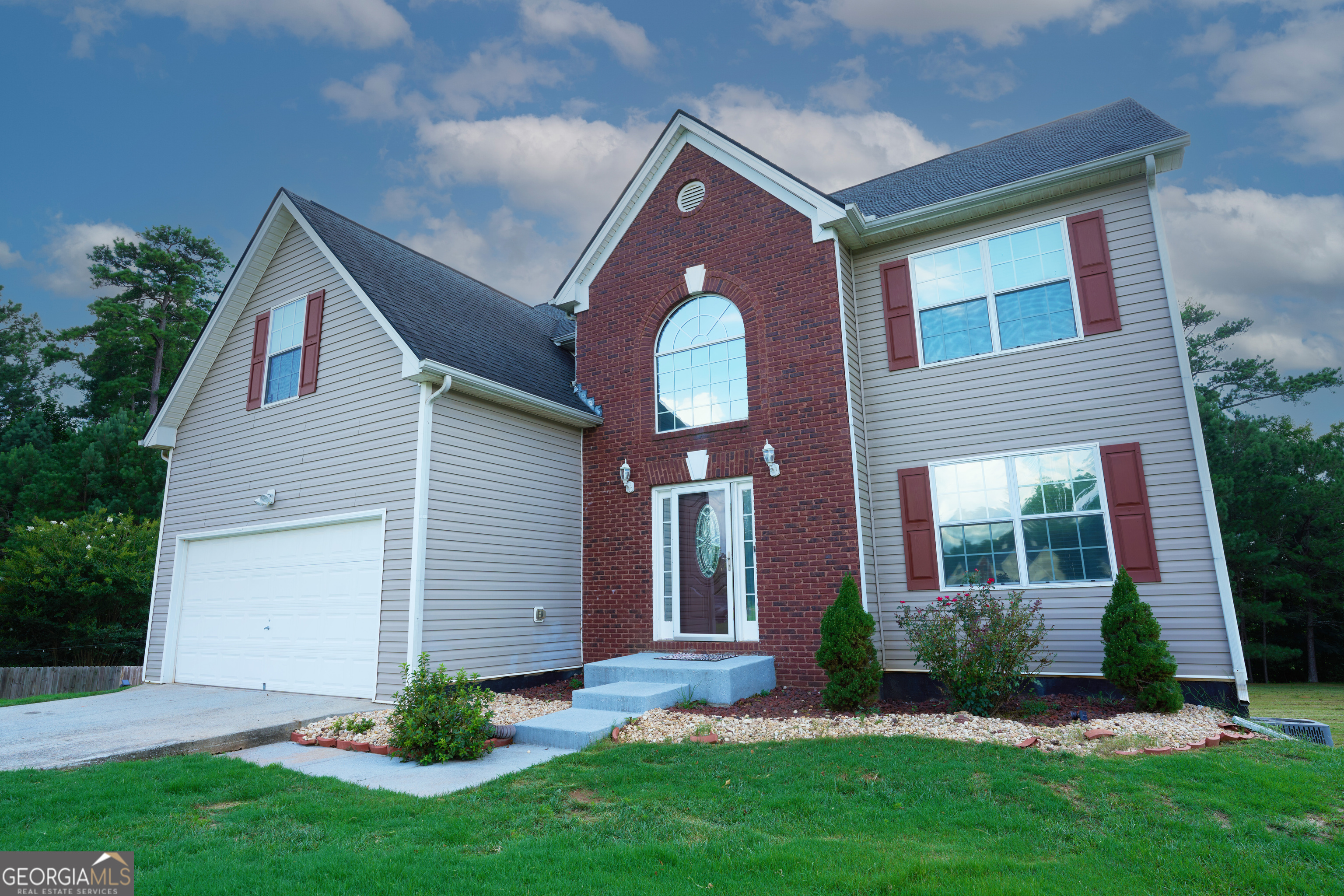 Hill Dr, Hampton, GA 30228