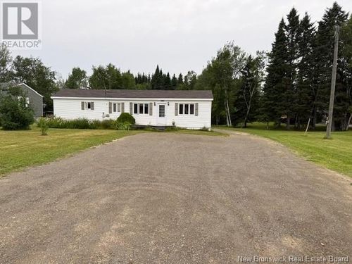 717 Des Pionniers Ave, Balmoral, NB, E8E1B3 | Card Image
