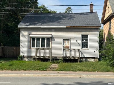 510 N Division Street, House other with 4 bedrooms, 2 bathrooms and null parking in Davenport IA | Image 2