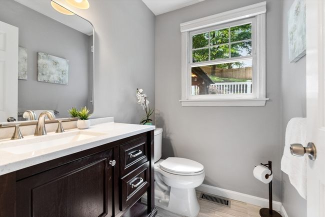 5 Memory Ln, House other with 3 bedrooms, 3 bathrooms and 3 parking in Wakefield MA | Image 17